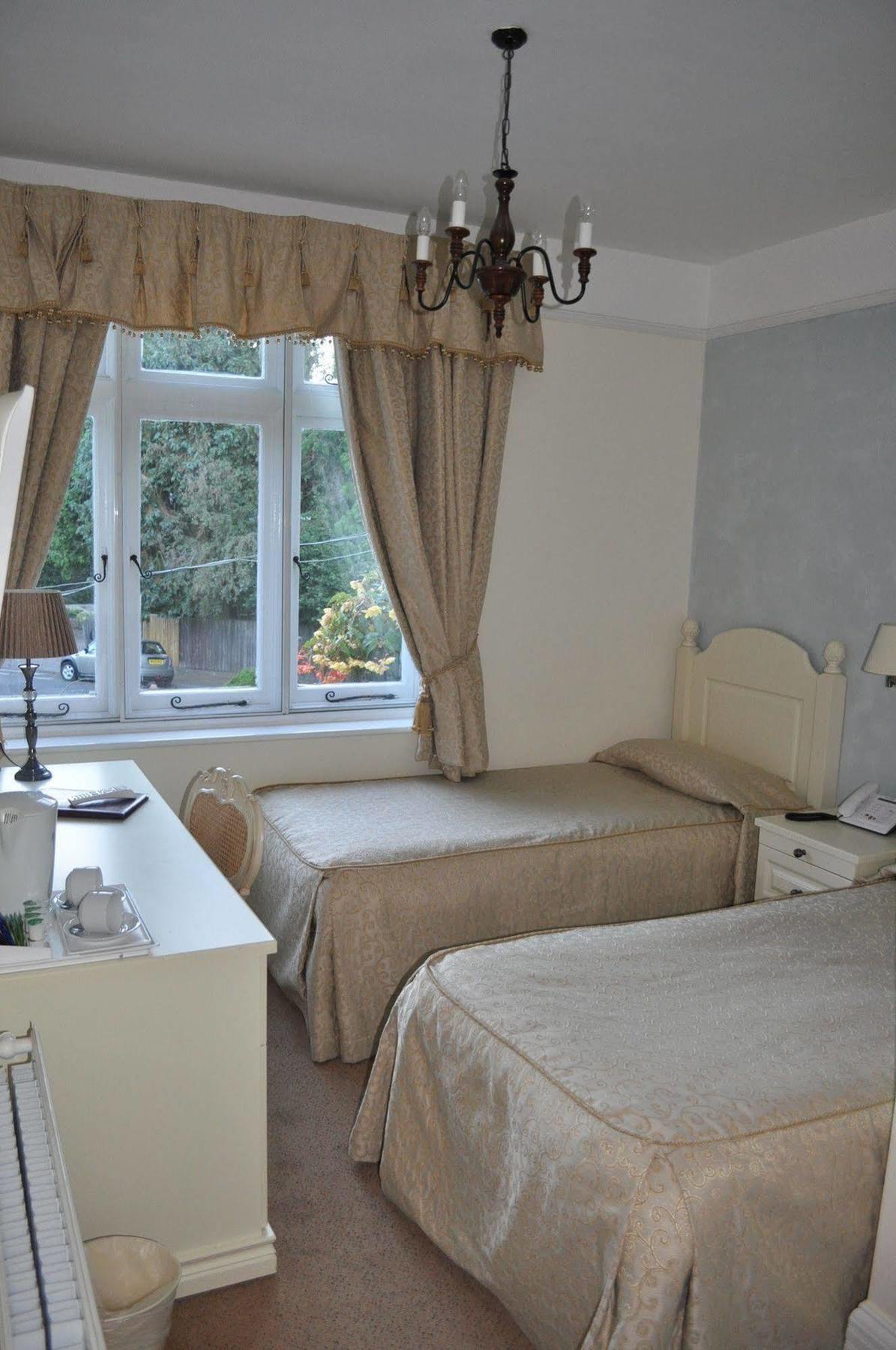 Ardmore House Hotel St Albans Экстерьер фото